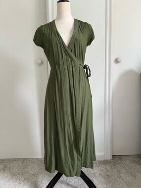 Old Navy Olive Wrap Midi Dress